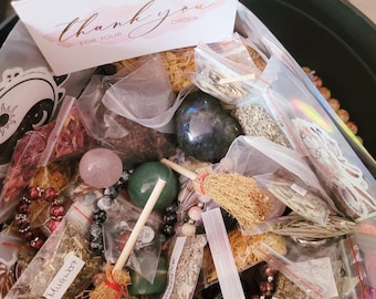 Lucky cauldron |lucky scoop| Witchy lucky dip|mystery scoop| Lucky dip| Real crystals| crystal confetti| Mystery surprise|witchy gift bag