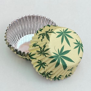 STANDARD Foil Cupcake Baking Liner 50 ct - Marijuana Pot Leaf Cream