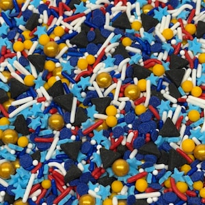 Blue Hedgehog Sprinkle Mix | Approx 4oz jar | Sonic-Inspired Sprinkles for Cupcakes, Cakes, Cookies & Ice Cream