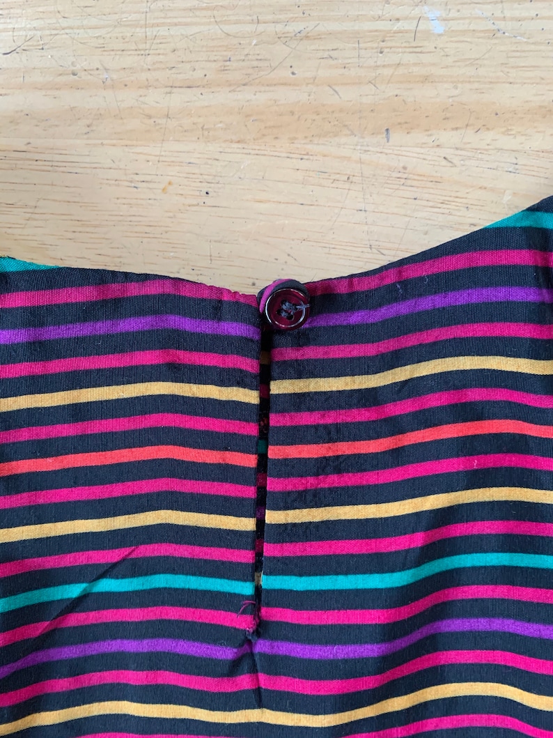 Crew Neck Vintage 1980s Rainbow Striped Blouse Size 10 Short Sleeve 80s Blouse | Shoulder Sleeve