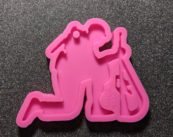 Soldier Keychain Silicone Mold: Patriotic Epoxy Resin Pendant