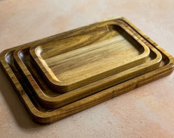 Plateau de service en bois fait main | Planche de service en acacia haut de gamme | Plateau à thé en bois | Cadeau pour elle | Cadeau pour maman | Cadeau de pendaison de crémaillère