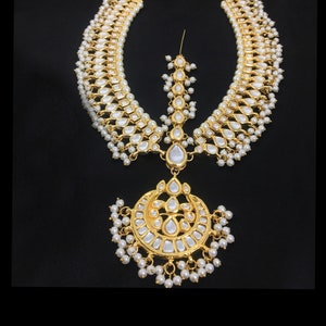 Choodiyan Katrina - Kundan Choker Set with Mathapatti