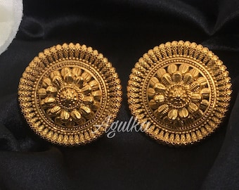 Gold earring for old lady hot sale
