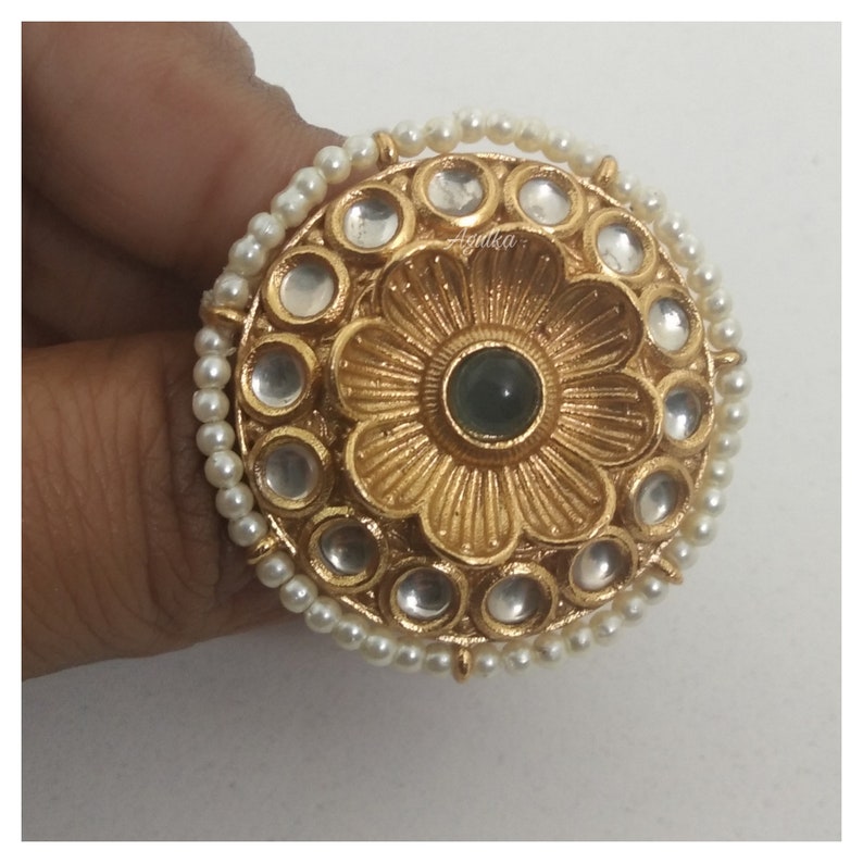 Polki Kundan RingTemple Ring22K Gold RingPearl RingEmerald Stone RingIndian Gold Plated JewelryAntique JewelryPakistani Finger Ring