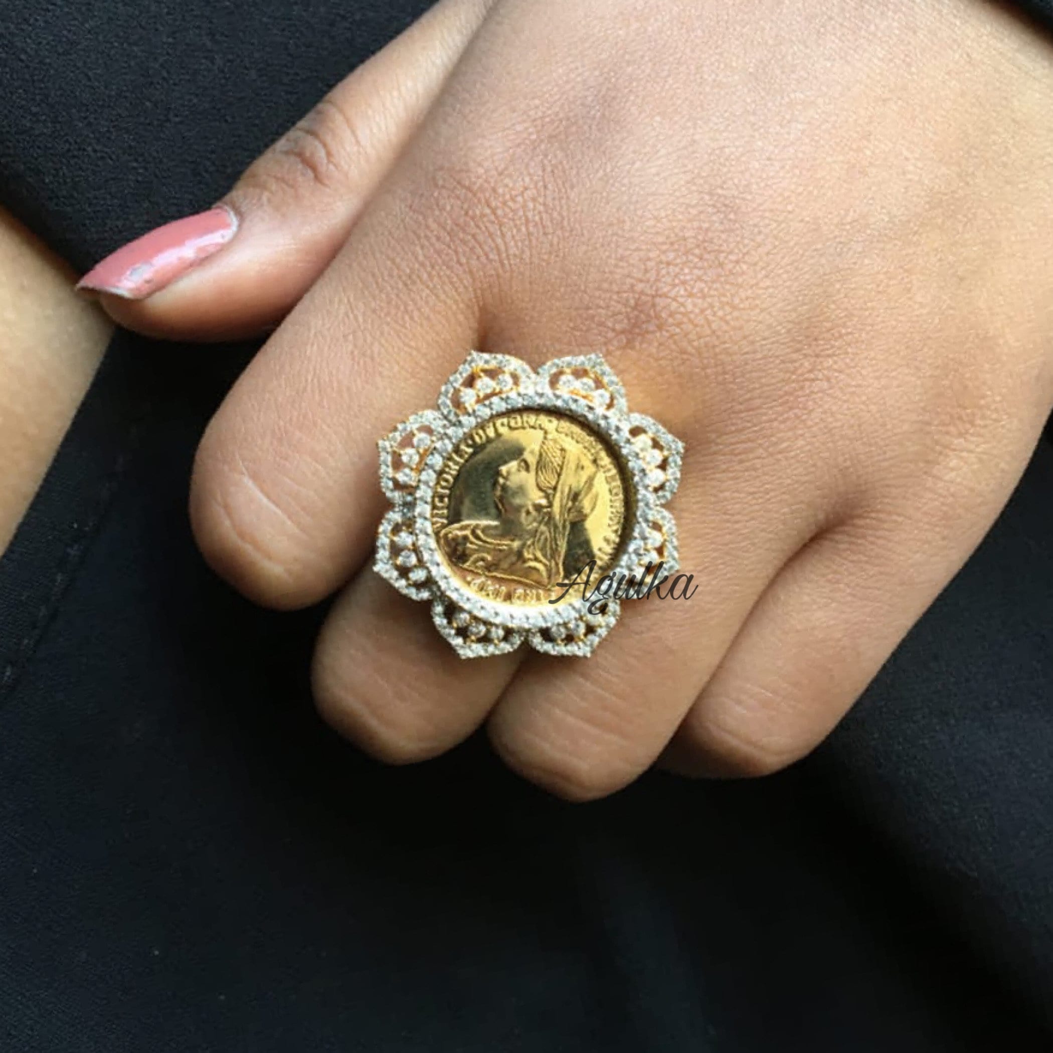 Delightful Floral 21K Gold Coin Ring – Andaaz Jewelers