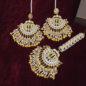 Tikka Earrings Set | Punjabi Bridal Jewelry | Oversized Kundan Polki Set | Indian Wedding Forehead Tikka image 1