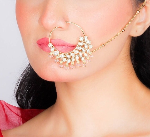 Amazon.com: Diamond Nath Clip On Nose Besar without piercing Gold Pearl  Marathi Nathiya For Women & Girls By Indian Collectible : Clothing, Shoes &  Jewelry