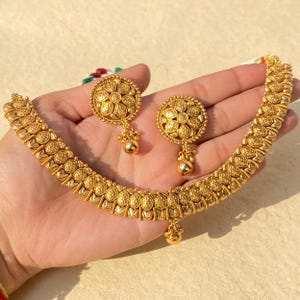 Indian Necklace 22k Gold Plated Choker South India Jewelry Temple Necklace Antique Gold Choker For Women Delicate India Traditional Necklace