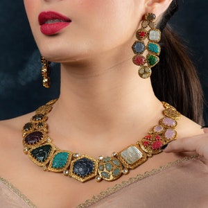 Navratan Necklace Sabyasachi Jewelry Set Polki Jewelry Kundan Jewelry Set India Necklace Carved Stone Jadau Necklace Set Navratan Jewelry