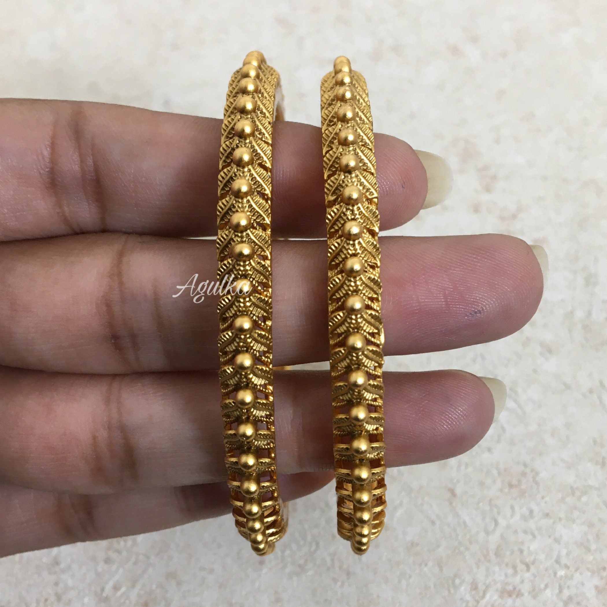 Thoda bangles shop