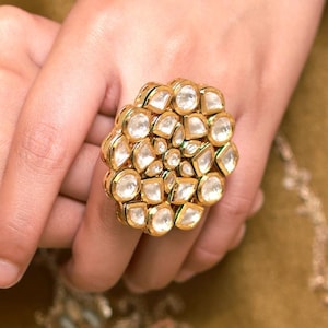 Kundan Ring Uncut Polki Rings India Ring For Women Sabyasachi Jewelry 22k Gold Plated Oversized Cocktail Ring Indian Golden Statement Rings