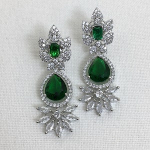 Kiara Advani	Emerald Diamond	Bridal Wedding Set	Agulka Jewels	American Diamond	Emerald Jewelry Set	Emerald Choker	Green Diamond	Emerald Green	Deepika Padukone	India Choker	Faux Emerald	Emerald Necklace