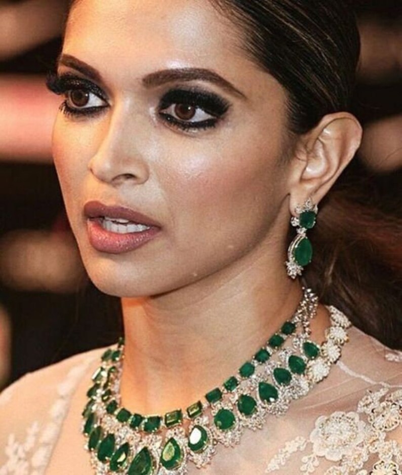 Emerald Necklace Deepika Padukone Jewelry India Necklace Green Necklace Green Diamond Necklace Sabyasachi Jewelry Deepika Necklace Emerald Necklace Emerald Choker American Diamond Necklace Emerald Diamond Necklace Emerald Jewelry