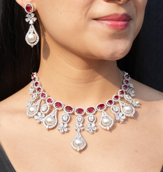 RUBY COLOUR DIAMOND LOOK NECKLACE SET – Sanvi Jewels