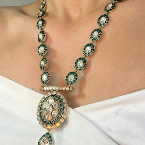 Polki Necklace Sabyasachi Jewelry Emerald Indian Long Necklace Moissanite Polki Diamond Pendant Green Kundan Jewelry Kundan Indian Necklace