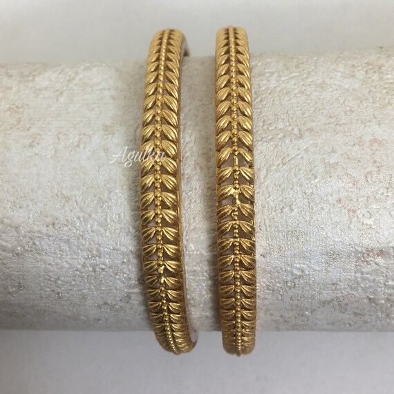 Gold temple hotsell bangles