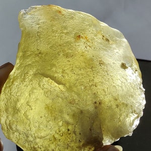 Extra Large Libyan Desert Glass Golden Tektite , 136 Gram / 680 Carat Natural Stone Specimen Raw Stone Very Rare AAAA Grade image 7