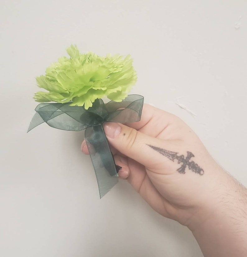Green Carnation Oscar Wilde Boutonniere Etsy
