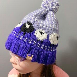 Gebreide muts met pompon schaap | Wintermuts | Winterkoksmuts | Gebreide muts met dubbele rand