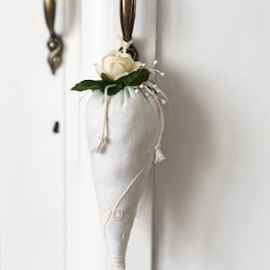 Long fabric door hanger, white boho bedroom decor, vintage Wedding present, ooak Victorian aesthetic pin keeper, light nursery room decor