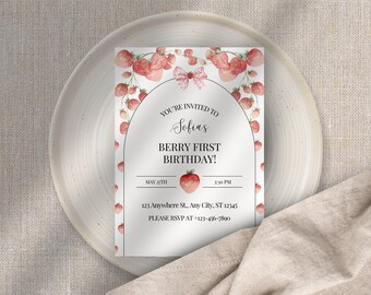 Convite de Aniversário de 1 Ano com Tema de Frutas Vermelhas: Imprimível e Editável, Tamanho 5x7 (Download Digital)