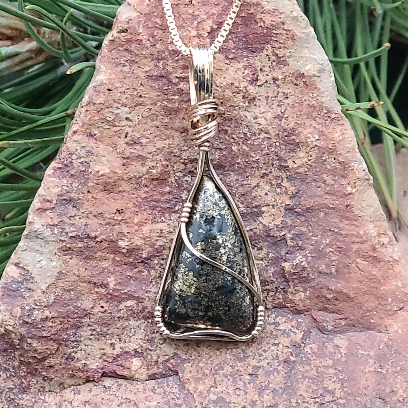 【Shapes Studio】Herringbone Twistネックレス Shapes Studio】Herringbone Twistネックレス ネックレス