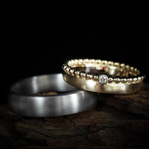 Wedding rings " Duo-Seiden-Kombi " made of rose gold and tantalum, wedding rings gold, wedding rings gold