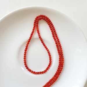 Natürliche Italienische Rot Koralle Perlen: Handgemachte Glatte Runde Edelstein Strang (2.7-2.5 mm)