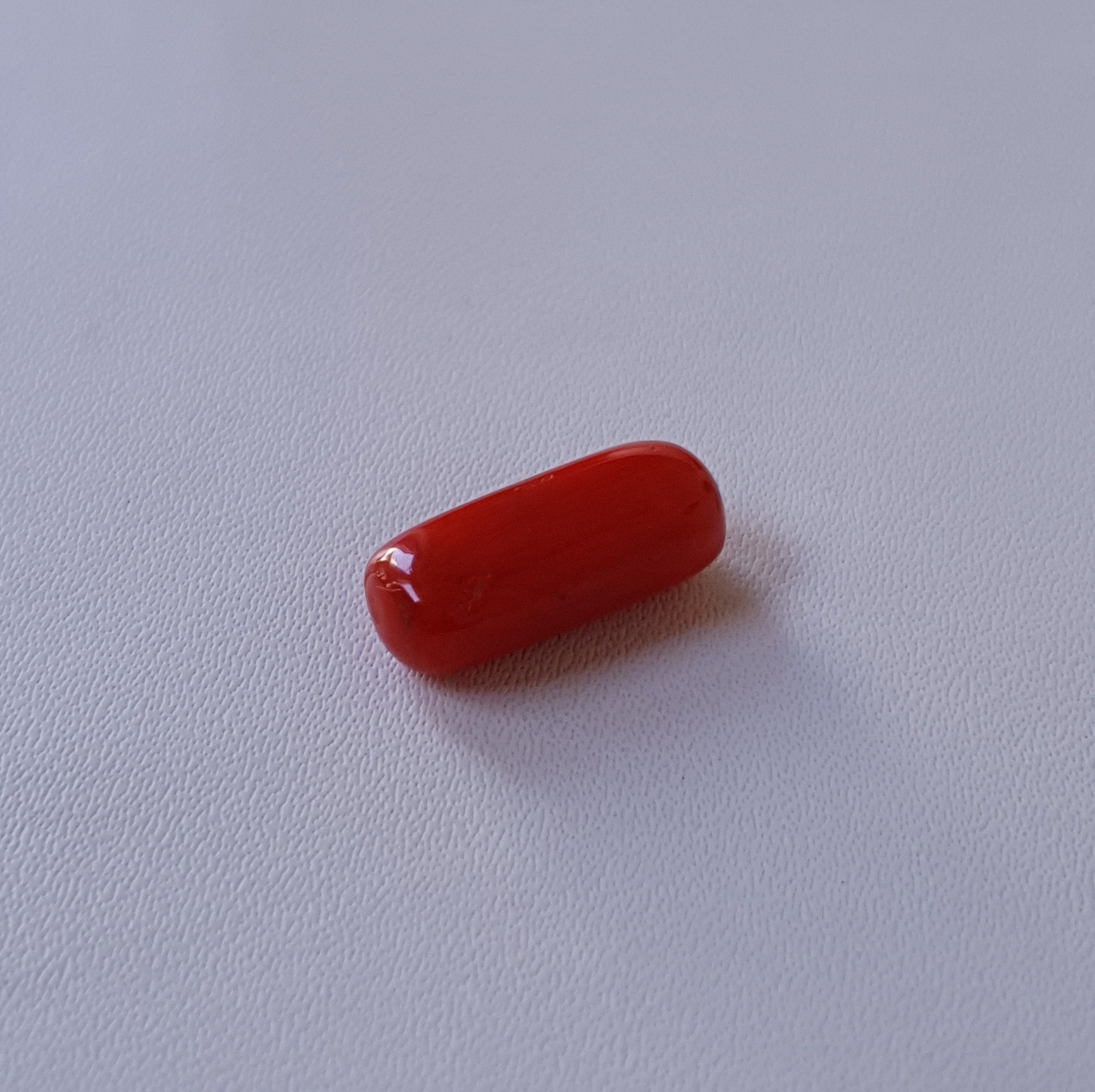 Cabochon Ovale En Corail Rouge Naturel Italien De 40,80 Carats - Pierre Précieuse Pour Création Bijoux