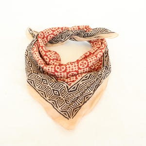 Handblock Gedruckte Baumwolle Bandana: Lebendige Blumen Halstuch