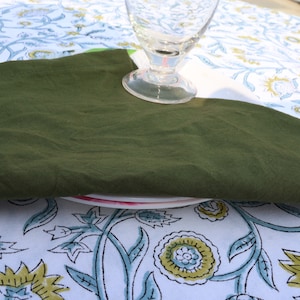 200 Pack Olive Green Cotton Napkins: Stonewashed Boho Wedding Kitchen Napkins