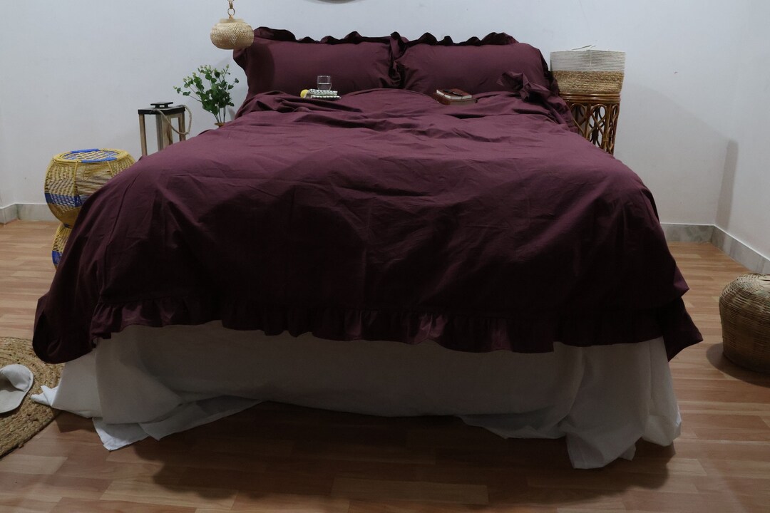 Maroon Ruffled Cotton Duvet Cover Set, Cotton Bedding, Ruffle Queen