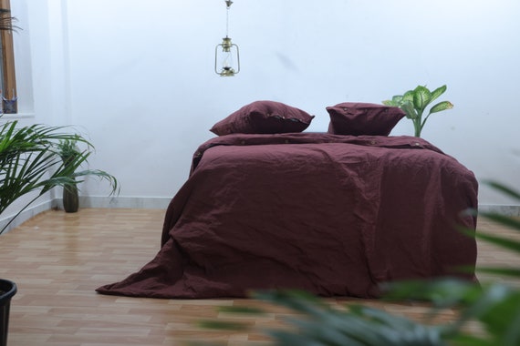 Burgundy 2024 bed set