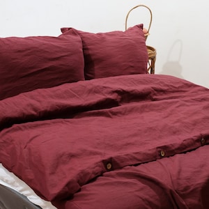 Linen duvet cover with buttons in Deep Burgundy / Washed soft linen king bedding / Natural stonewashed queen/ custom size linen duvet cover image 4