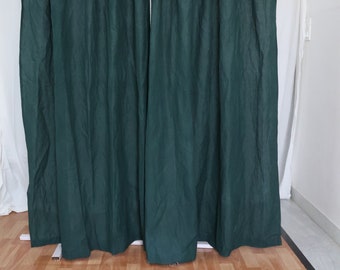 Conjunto de painéis de cortina artesanais em linho verde-floresta: Cortinas com acabamento stonewashed e bolso para varão.