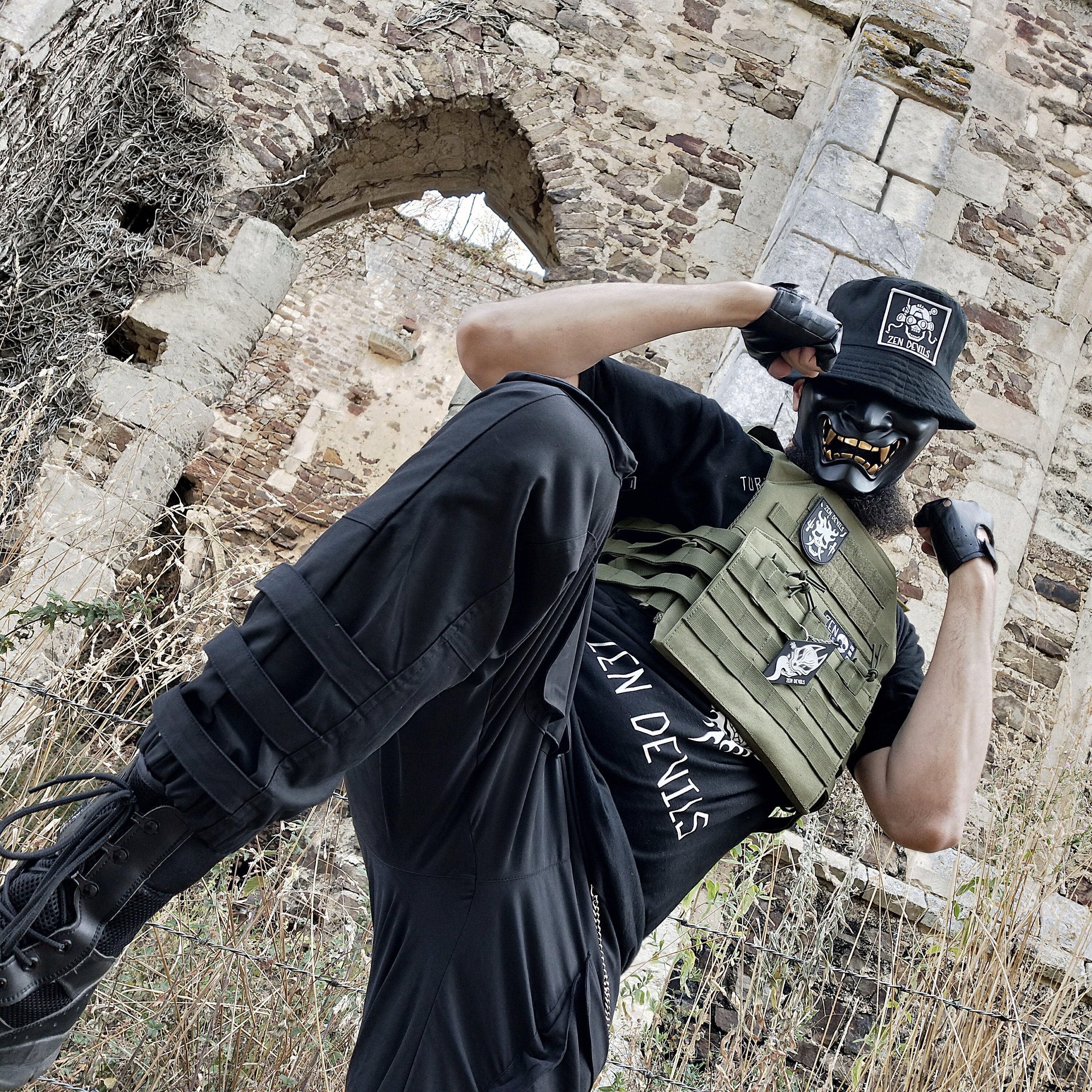 Gilet Tactique Zen Devils - Noir, Taille Unique, Style Warcore / Techwear - Neuf Avec étiquettes