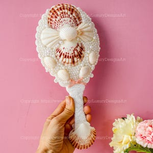 Specchio a conchiglia reale Oceano Specchio a conchiglia con anima di sirena unico Specchio a conchiglia fatto a mano con conchiglia di sirena Specchio da sposa personalizzato Regali per damigelle d'onore M2