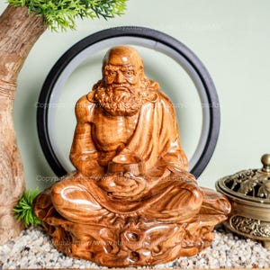 Bodhidharma Small for Home, Feng Shui Statue Buddhist Art Mindful Gift Meditation Decor Wood Carving Dat Ma Statue