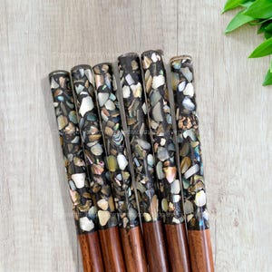 Handmade Engraved Name Mother-of-pearl Beautiful Abalone Snail Head Personalized Wooden Chopstick Christmas Gift Japanese Style Reuse Safe