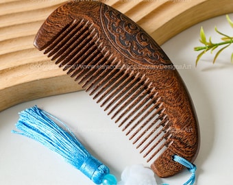 Personalized Walnut Natural Wooden Comb, Ruffled Hair, Head Massage Facial Massage Nose Massage Non-static Comb, Sandlewood Carved Comb