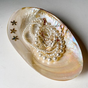 Mother of Pearl Seashell Dish Flower Trim Jewelry Tray for Candy Dish, Home Décor, Collectible Dish Flower Decorative Giant Shell Dish