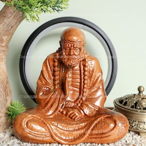 Bodhidharma Small for Home, Feng Shui Statue Buddhist Art Meditation Decor Wood Carving Dat Ma Statue