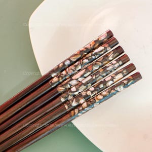 Engraved Name Mother-of-pearl Beautiful Abalone Snail Head Handmade Personalized Wooden Chopstick Christmas Gift Japanese Style Reuse Safe