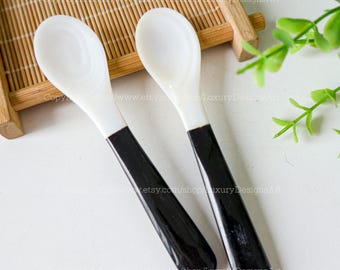 Mother-of-pearl and Buffalo Horn Spoon, Engraved Name Pearl Spoon Personalized Sugar Tea Coffee Scoop for Dining Oyster & Snail Horn Spoon