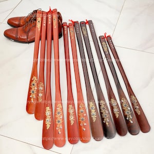 Personalized Long-Handle Shoe Horn for Men Women, Engraved Name Wooden Shoehorn Natural Wood Shoehorn Father&#39;s Day Christmas Gift 2 Styles