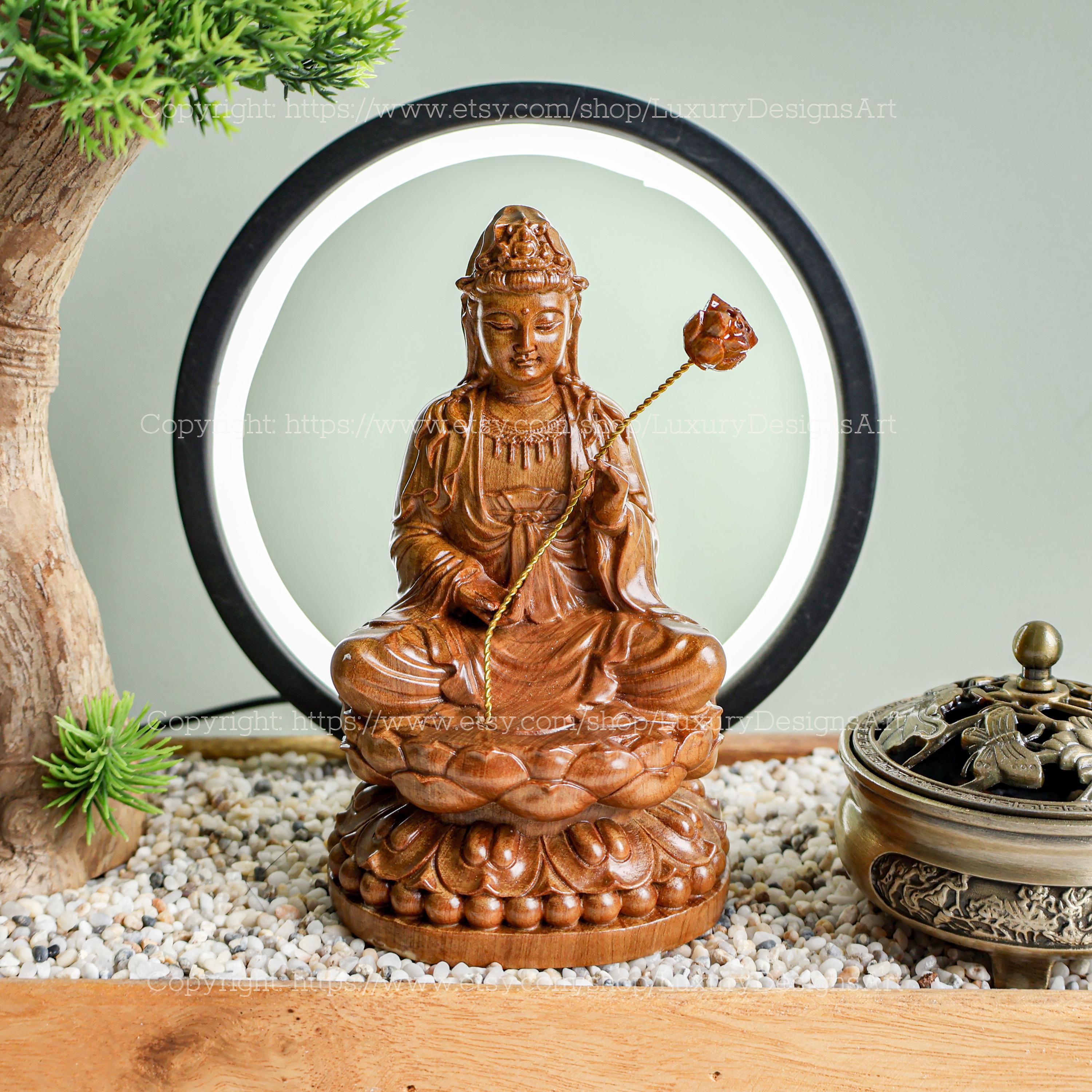 仏像 家庭用小型 木製座像 蓮の花を持つ観音菩薩像 観音、観音、観音像