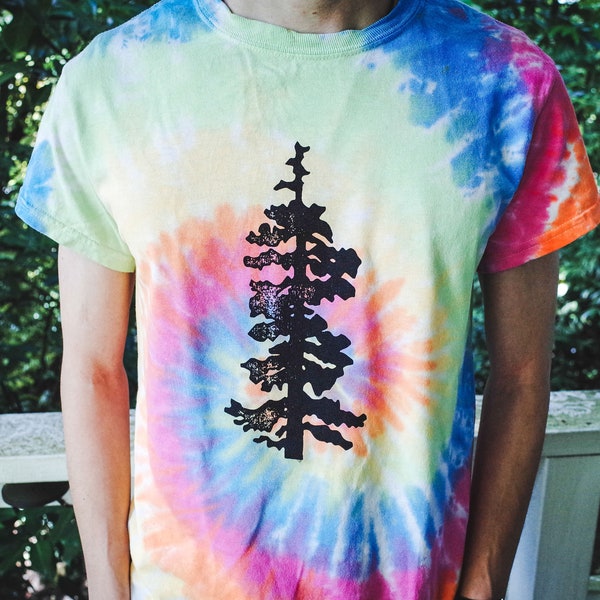 Vintage Cascadia PNW Douglas Fir Tree Tie-Dye Screenprinted T-Shirt, Pacific Northwest Hippie West Coast Oregon Washington California NorCal