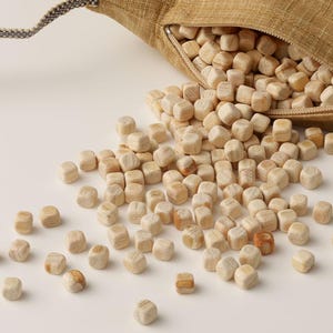 Futon Tokyo Original Hinoki Wood Cubes, Hinoki Rounded Chips 500g(1.1lbs)  1,000g(2.2lbs)   Air Fresheners, Japanese Cypress Cubes