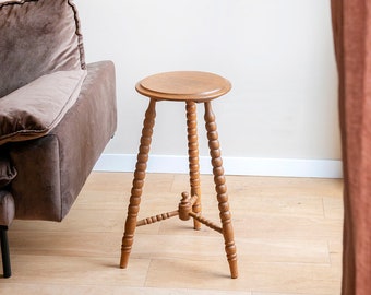 Light Brown Stool With Bobbin Legs, Tall Antique Plant Stand, Rustic Wooden Tripod Table, Hand Carved Farmers Stool, Country Home Decor